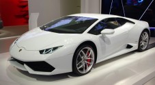 Guidare Lamborghini a Parma | Circuito di Varano - 2 Giri