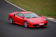 Guida una Ferrari su pista