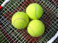 Lezione di beach tennis 