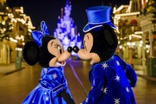 Ingresso Disneyland Paris e proiettore stelle soffitto