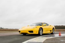 4 giri in pista su Ferrari 296 GTB - Circuito Vallelunga (RM)
