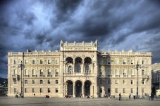 Habsburg Trieste: 2.5-hour private walking tour with a guide