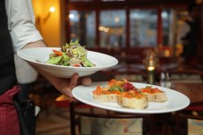 Addio al Celibato a Milano: Cena e creazione cocktails