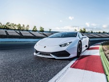 Due giri in pista in Lamborghini Huracàn EVO