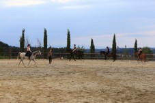 Lezione di Equitazione nel cuore della Toscana