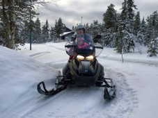 Guida una Motoslitta sul Passo dello Spluga da Madesimo