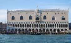 Tour Venezia con accesso ai passaggi segreti e biglietti salta fila per la Basilica di San Marco