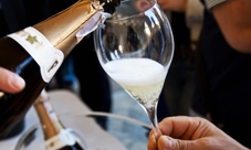 Tour di degustazione vino nel cuore della Franciacorta