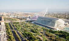 Guided tour of the City of Arts and Sciences with dinner and wine tasting