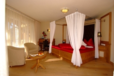 SPA SUITE PRIVATA PER DUE A NATURNO