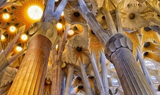Biglietti con ingresso prioritario per la Sagrada Familia con accesso alle torri e al Museo