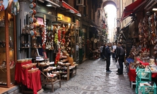 Tour di Napoli e la tradizione dei Presepi: tour a piedi