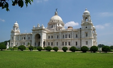 A full day Kolkata city Tour: Monument Entrance Fees and Lunch Included