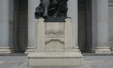 Hapsburgs Madrid Walking Tour and Skip the Line Entrance to Prado Museum