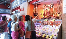Spanish cooking class and Triana market guided visit