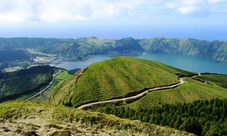 Half day 4x4 tour in Sete Cidades