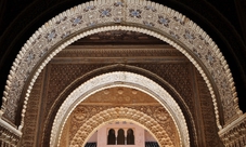 Biglietti salta fila con visita guidata per Alhambra e Generalife