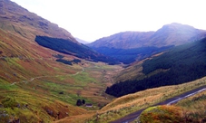 Escursione in giornata tra montagne, castelli e laghi delle West Highlands da Edimburgo