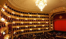 Visita guidata alla Scala, in Piazza del Duomo e in Galleria