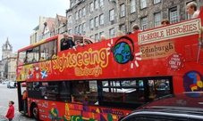 Edinburgh hop-on hop-off bus tour