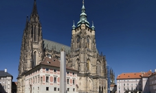 Tour di Praga con autobus sali e scendi, visita in barca e visita al Castello