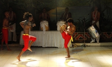 Plataforma carnival show with optional barbecue dinner