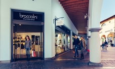Franciacorta Outlet Village: shopping tour da Milano
