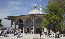 Salta fila  Topkapi Palace and Harem Tour per 1 persona 