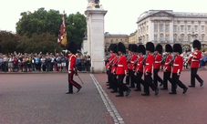 Tour della Londra Reale: Torre di Londra, crociera sul Tamigi e Cambio della Guardia