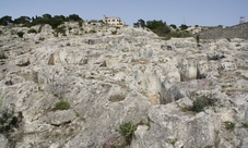 Tour a piedi della necropoli di Tuvixeddu