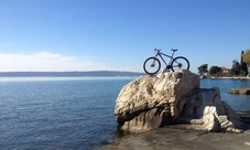 Recreational cycling tour on Marjan Hill