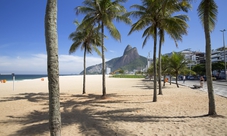 Bike tour from Ipanema to Rodrigo de Freitas Lagoon