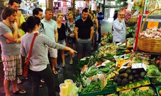 Spanish cooking class and Triana market guided visit