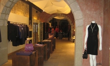 Barcelona shopping and sensations tour