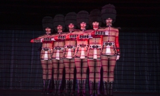 Spettacolo di Capodanno al Crazy Horse di Parigi