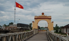 Excursion to Vietnamese Demilitarized Zone