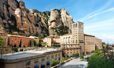 Guided tour of Montserrat Monastery with early access