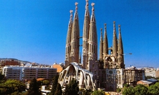 Tour guidato del Park Güell e della Sagrada Familia con ingresso la mattina presto
