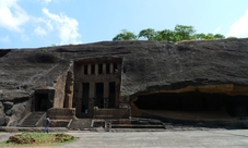 Excursion to Kanheri Caves from Mumbai