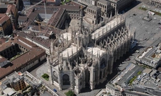 Sulle Terrazze Del Duomo Con La Tua Famiglia