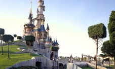 Disneyland® Paris Express: biglietti per il parco e treno da Parigi