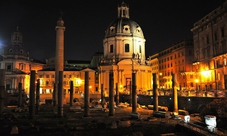Roma: tour di notte con vino e stuzzichini