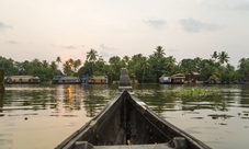Day Trip to Alleppey with Houseboat Day Cruise