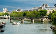 Accesso prioritario alla Tour Eiffel, Museo del Louvre e Crociera