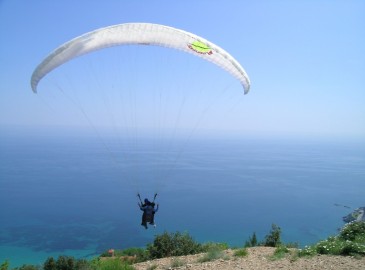 Voli in parapendio