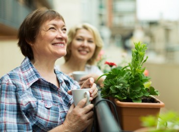 Regali per la Pensione Donna: Esperienze Uniche per Celebrare un Nuovo Capitolo