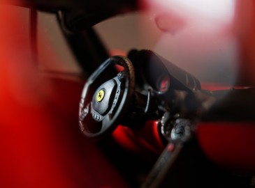 Guidare una Ferrari in pista