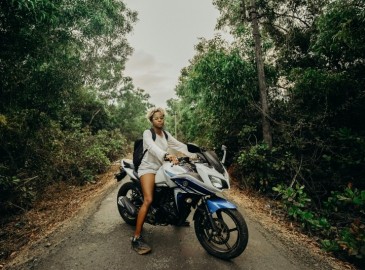 Idee Regalo per Donne Amanti dei Motori