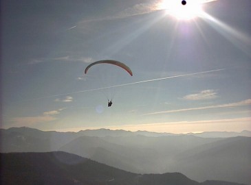 Volo in parapendio