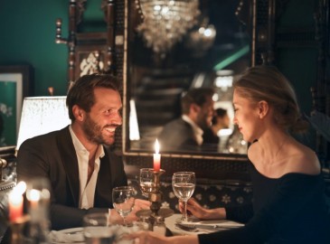 Omaggio clienti con cena romantica